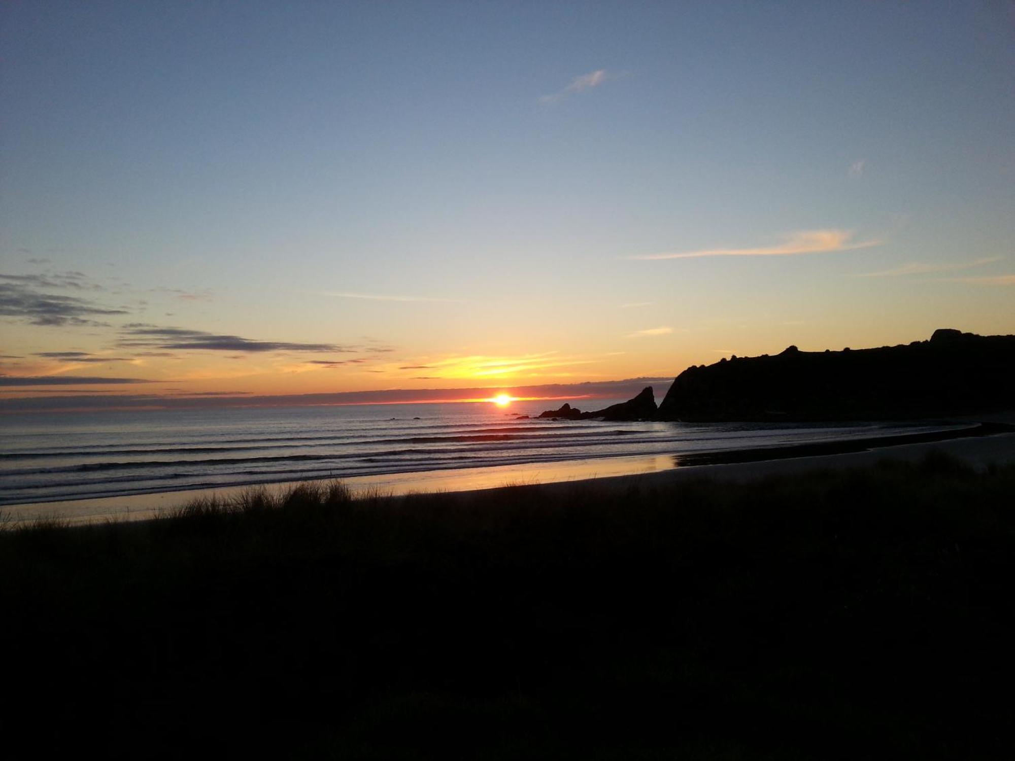 Bazil'S Backpackers Bbh Hostel & Surf School 韦斯特波特 外观 照片